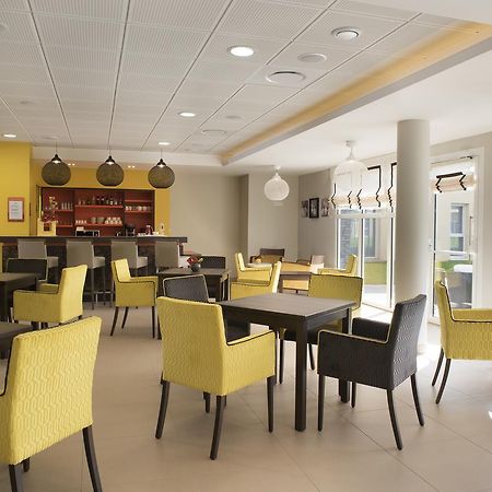 Domitys La Clef Des Champs Aparthotel Poitiers Exteriör bild